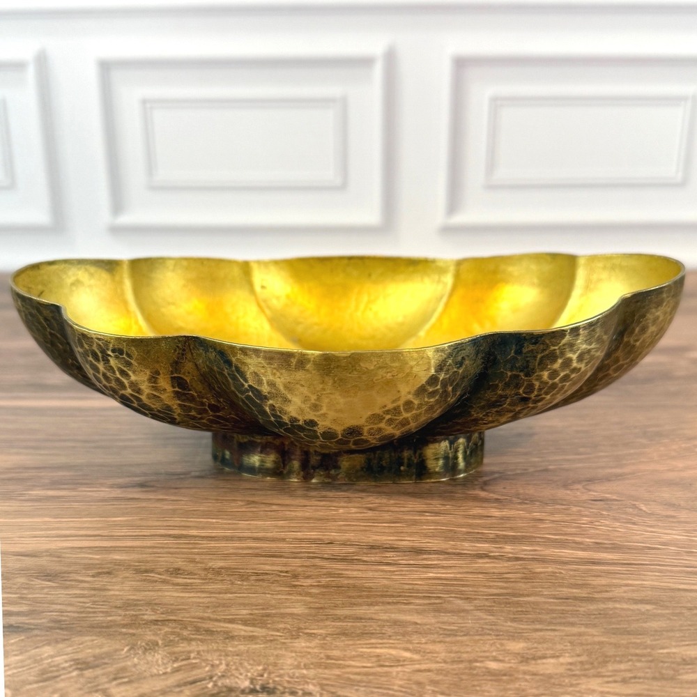 Vintage Scalloped Edge Solid Hammered Brass Footed Bowl Dish Tray 8" x 5"